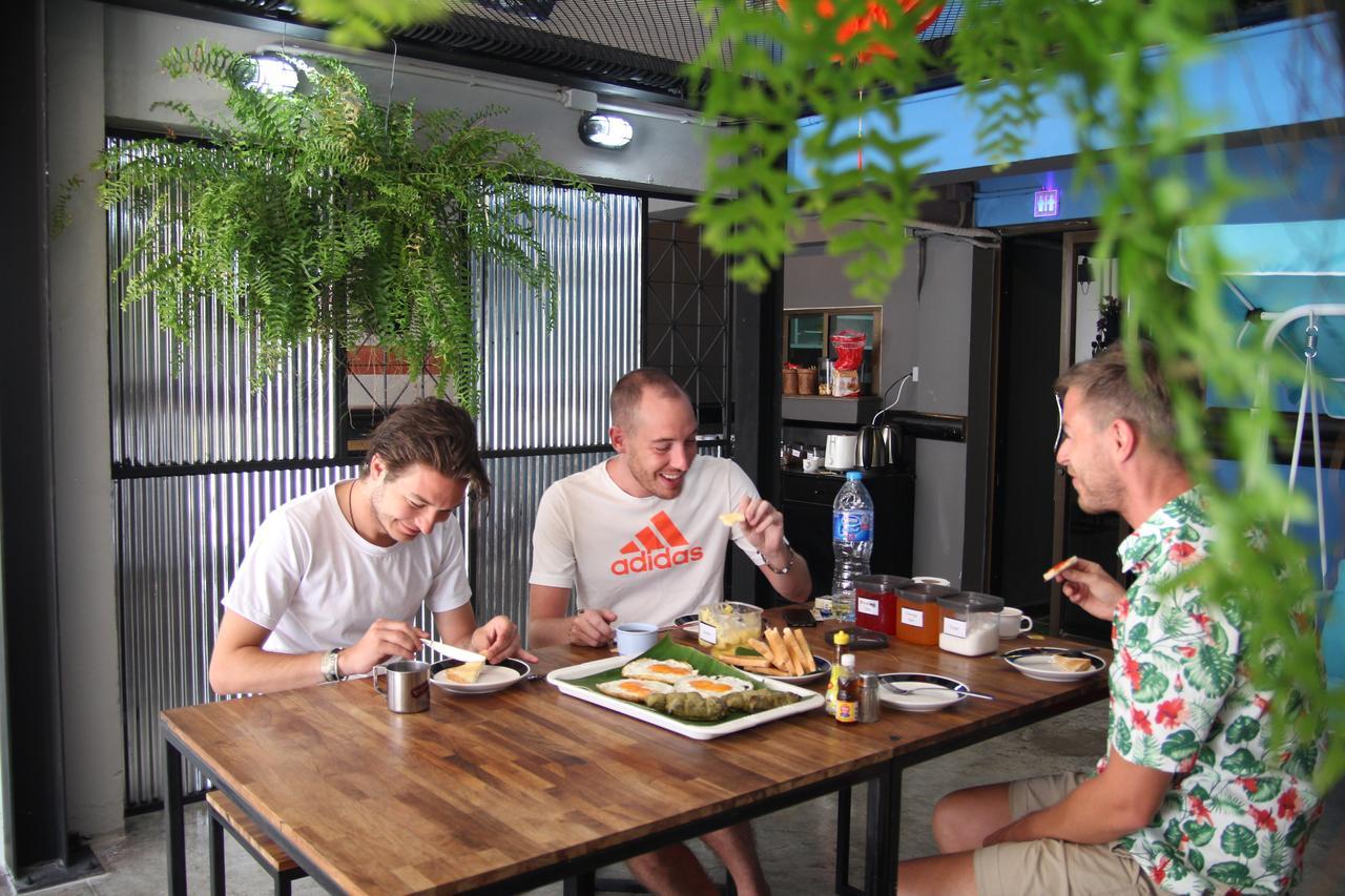 Vitamin Sea Hostel