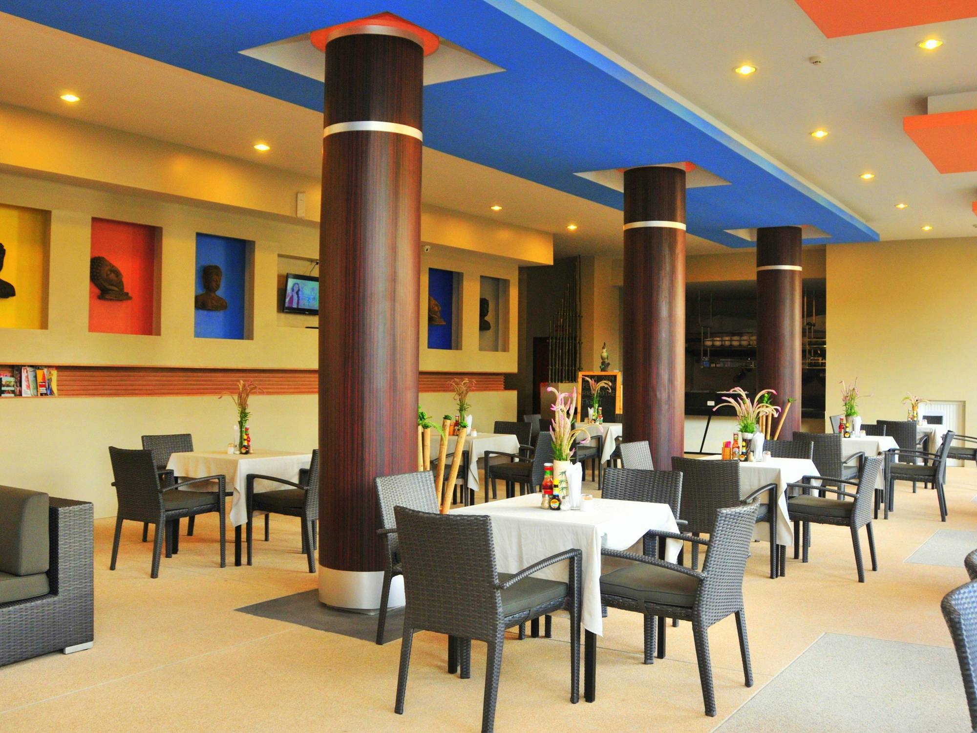 Hotel Am Surin Place - Sha Extra