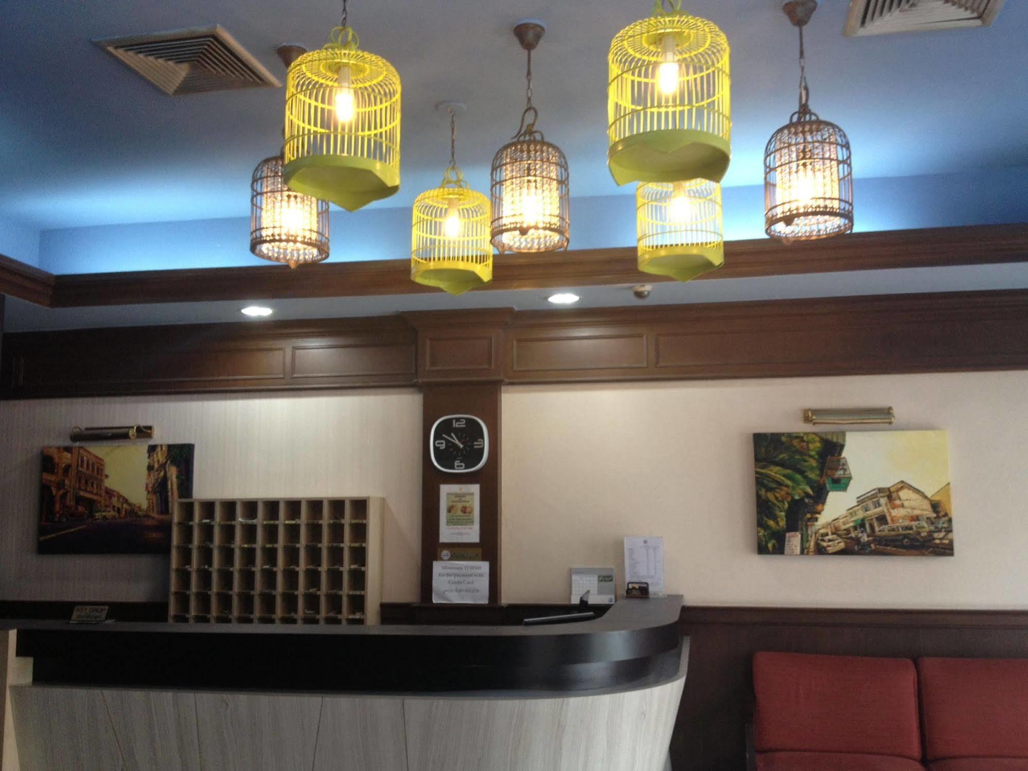 Rattana Mansion 2* Phuket