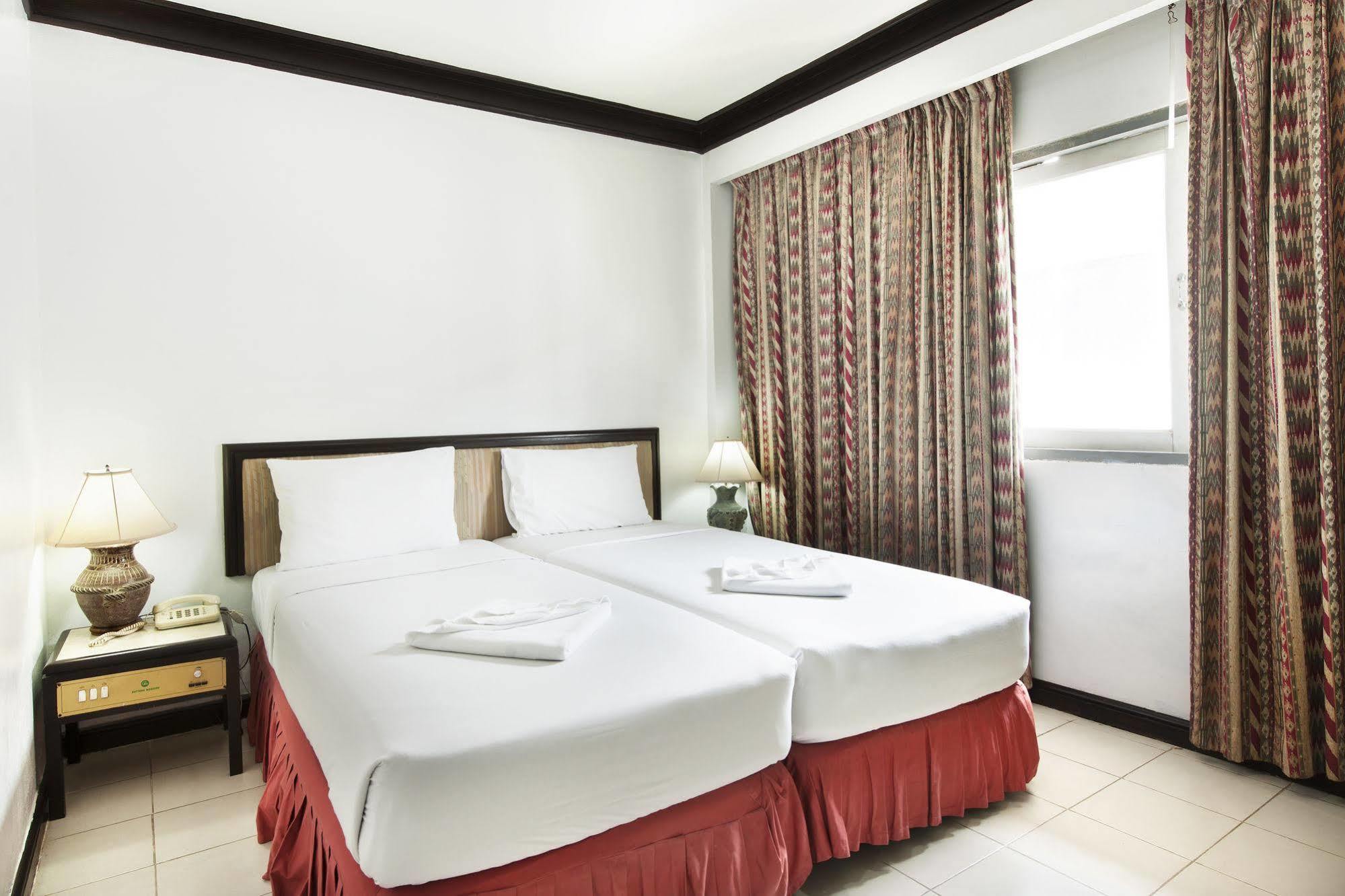 Rattana Mansion Hotel