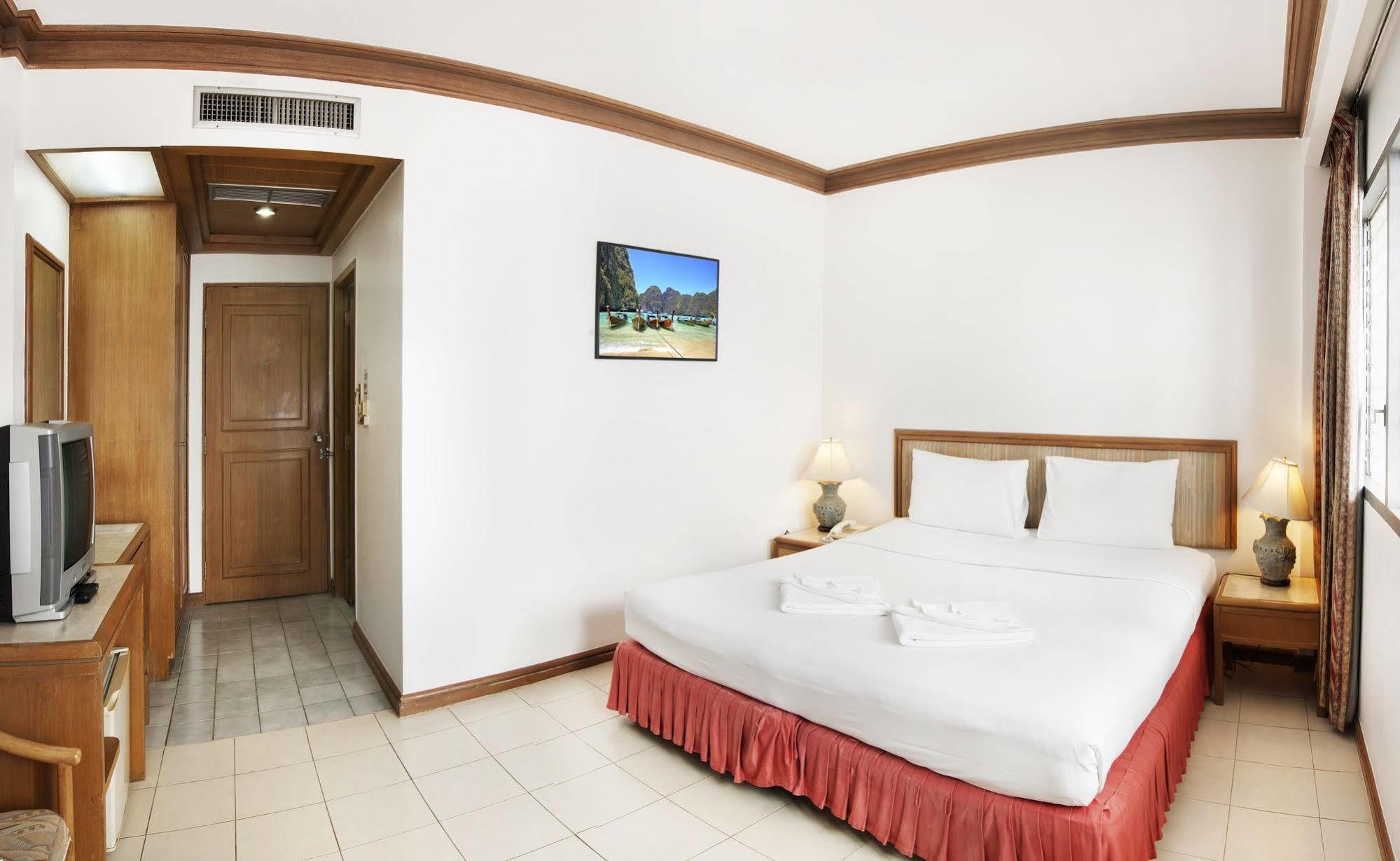 Rattana Mansion 2* Phuket