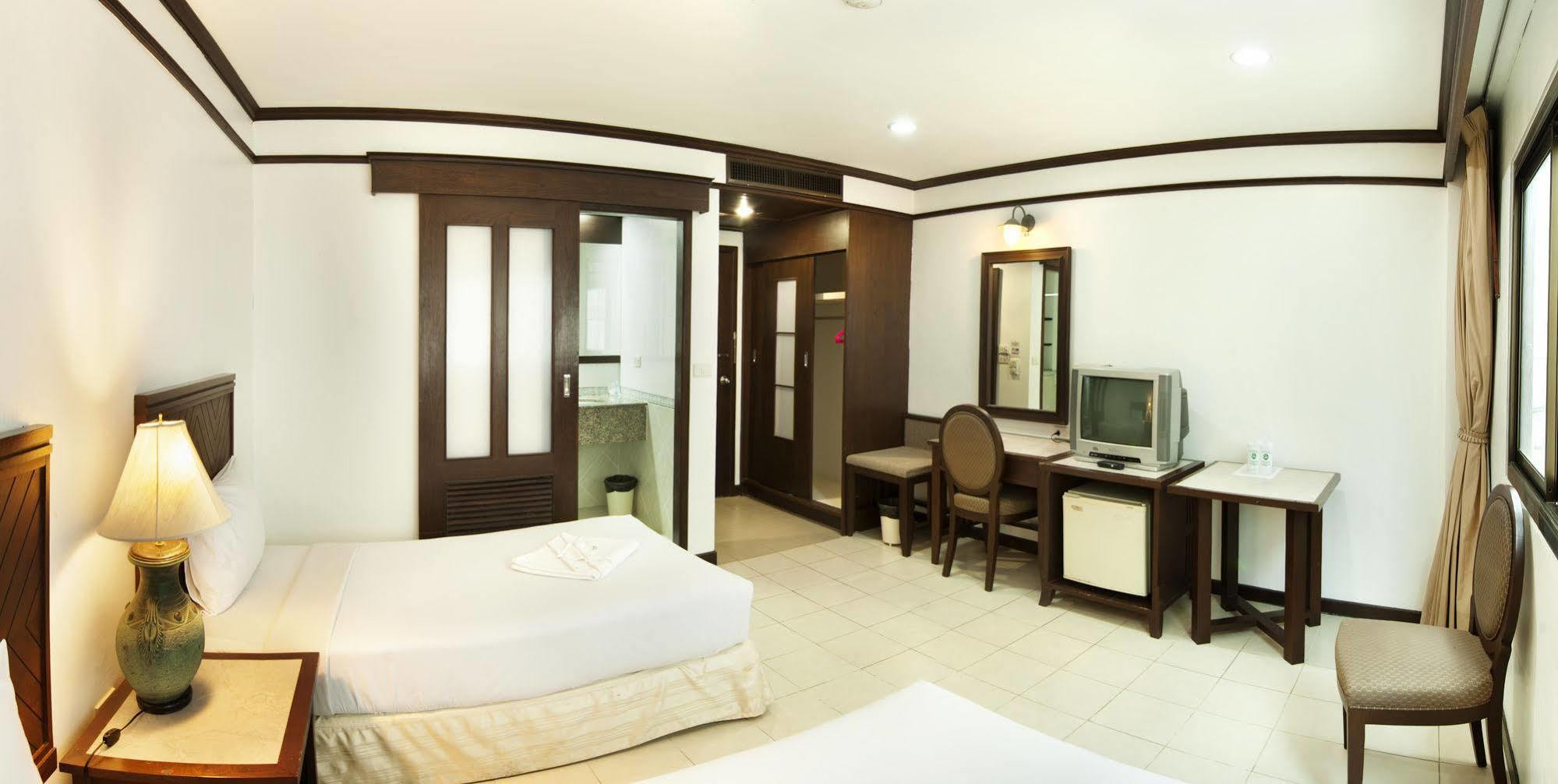 Rattana Mansion 2* Phuket