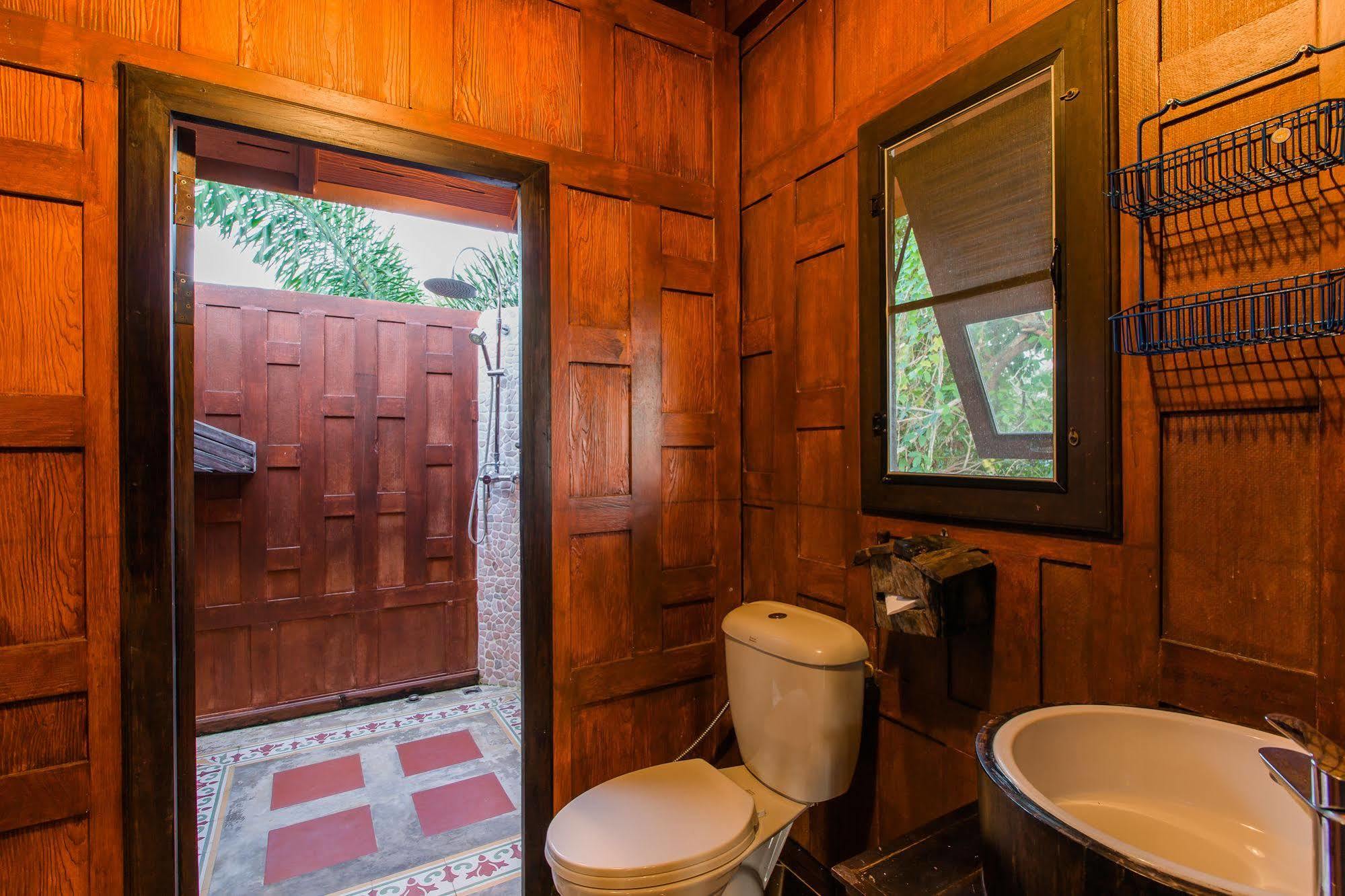 Lemon Tree Naturist Resort Naiharn Beach Phuket 3*