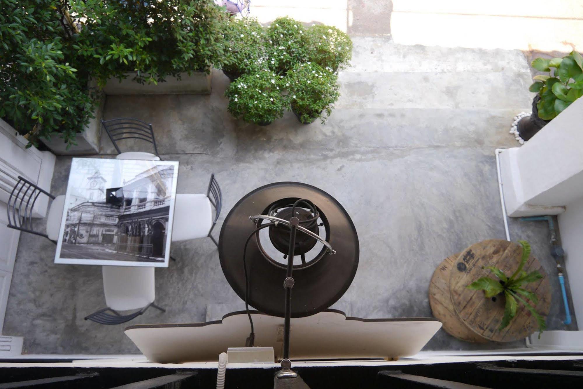 Chino Town Gallery Alley - Sha Phuket