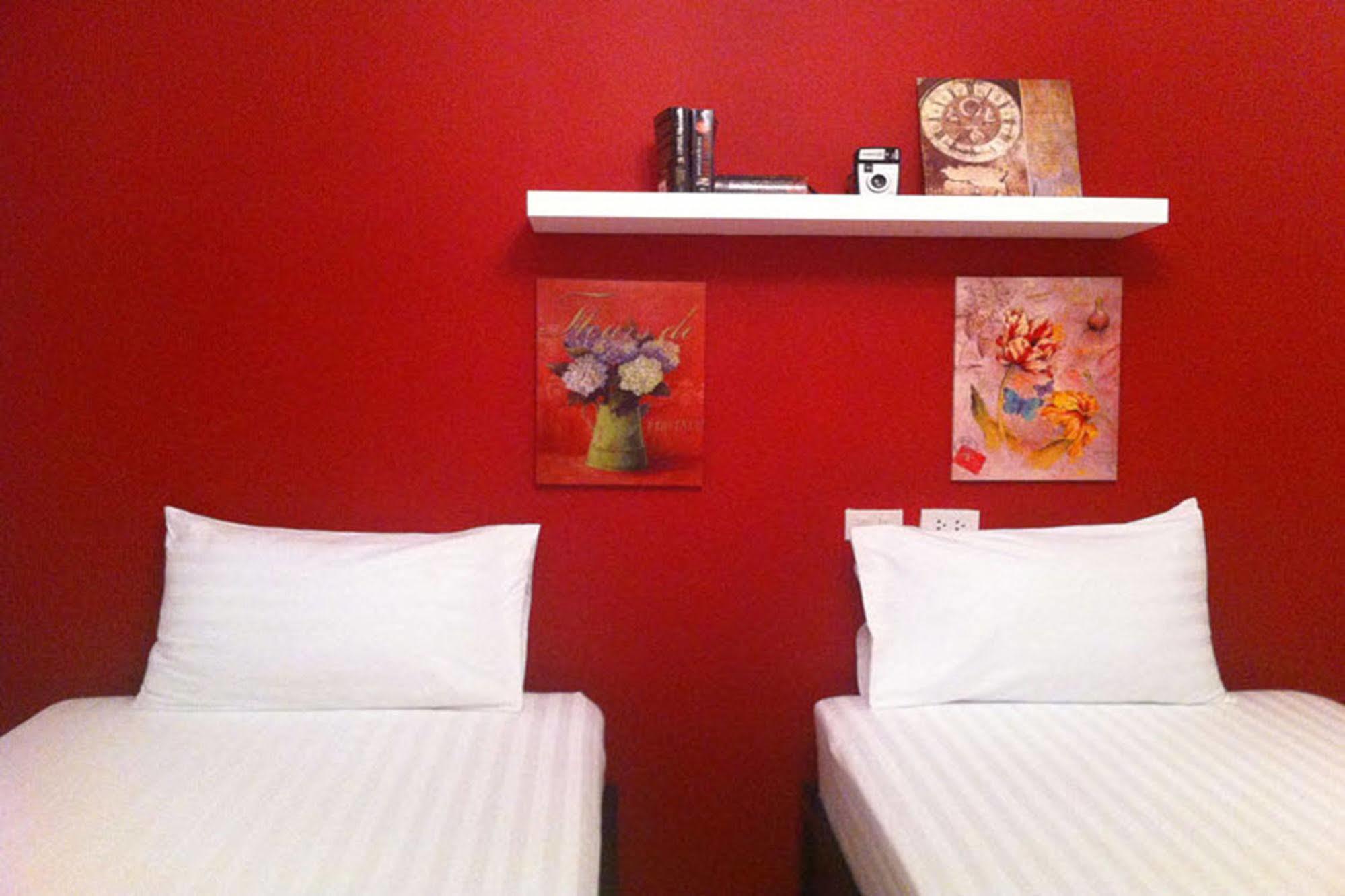 Chino Town Gallery Alley - Sha Guest house Phuket