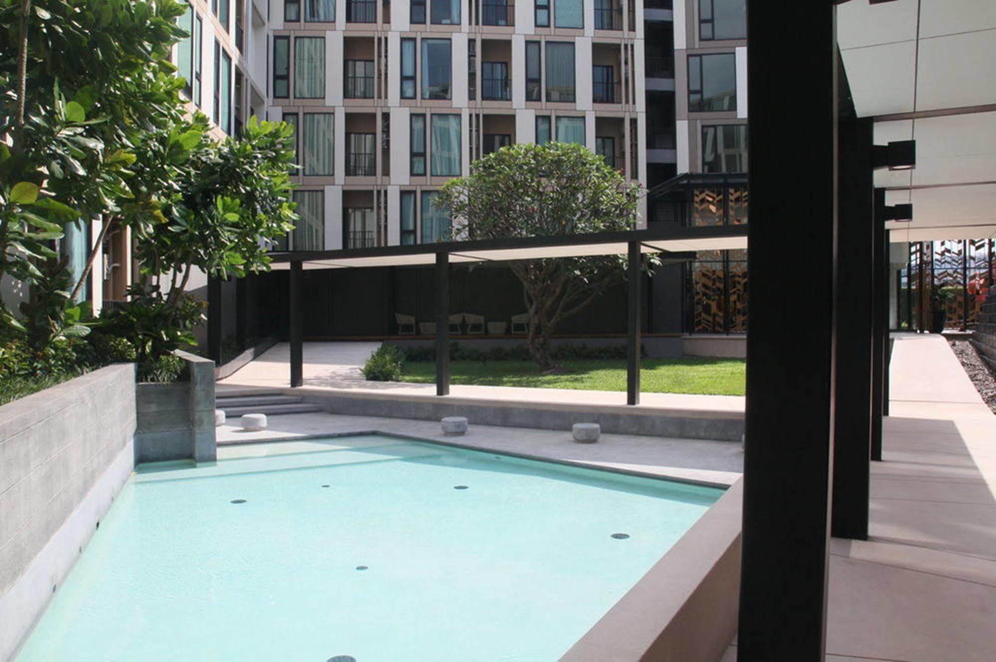 Hotel Arthouse Uptown 3*