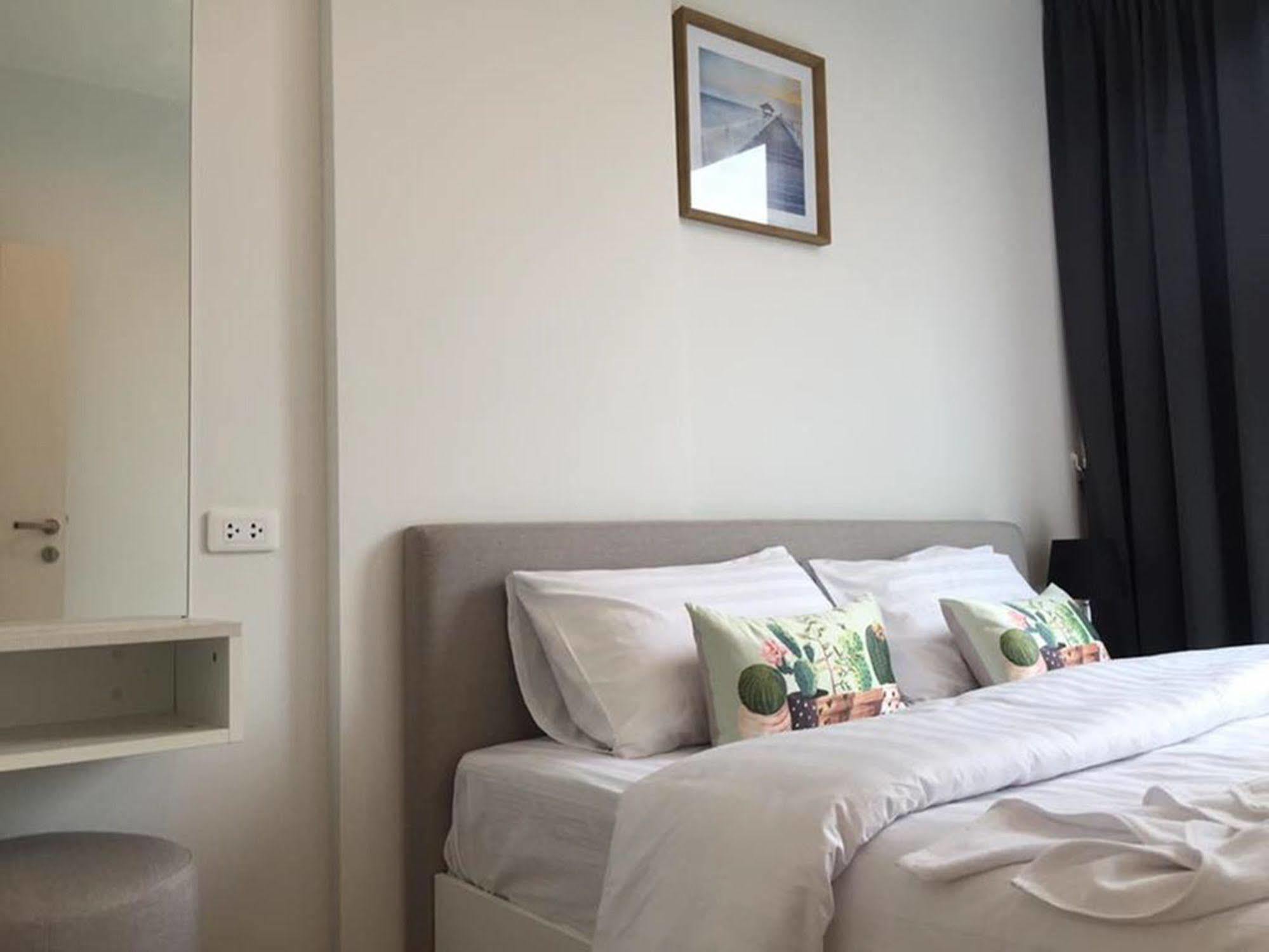 Hotel Arthouse Uptown