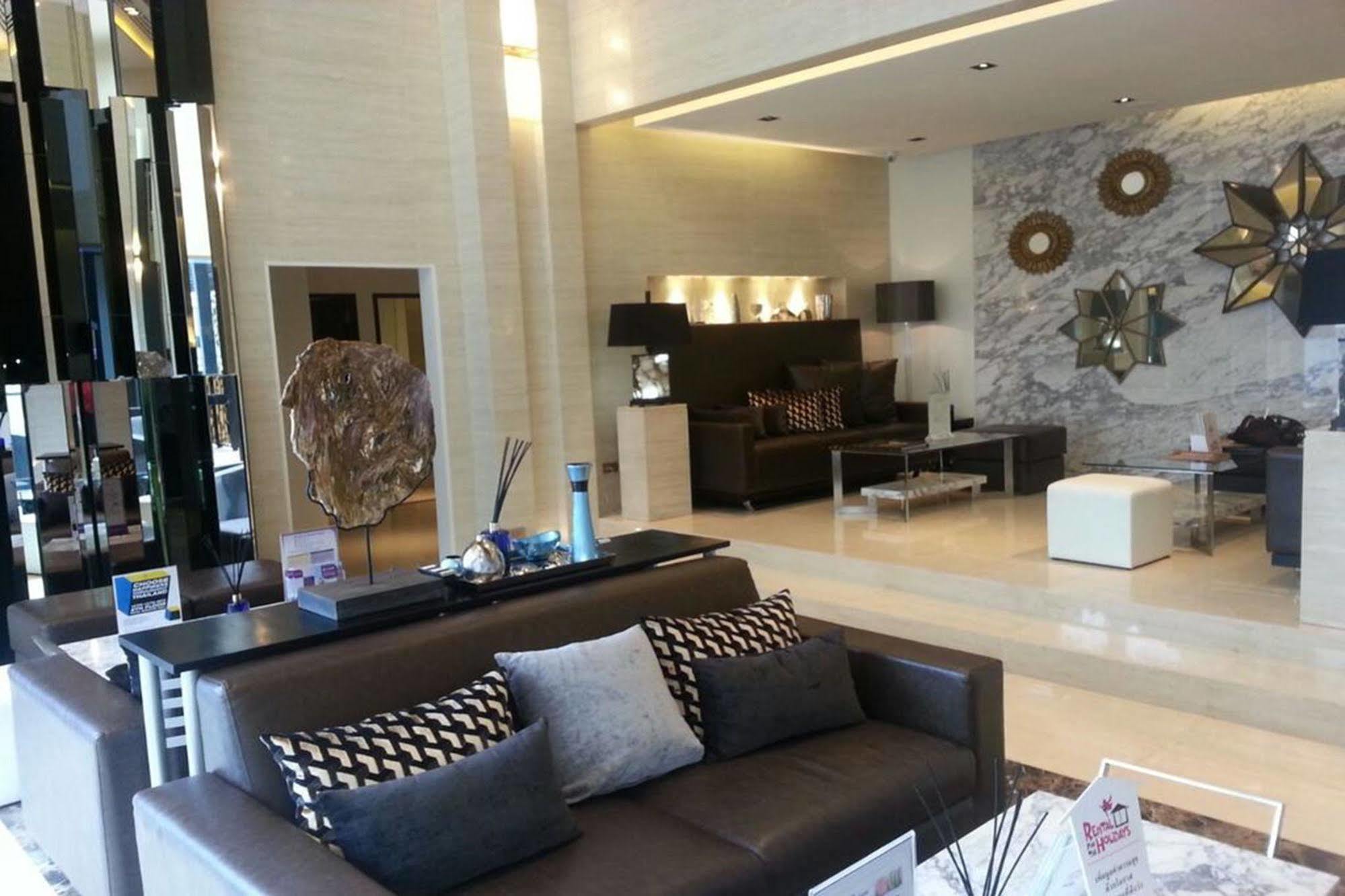 Arthouse Uptown 3*