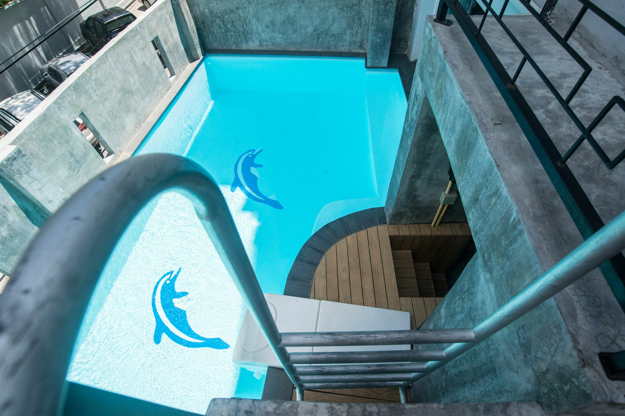 Hostel Beehive Old Town Phuket