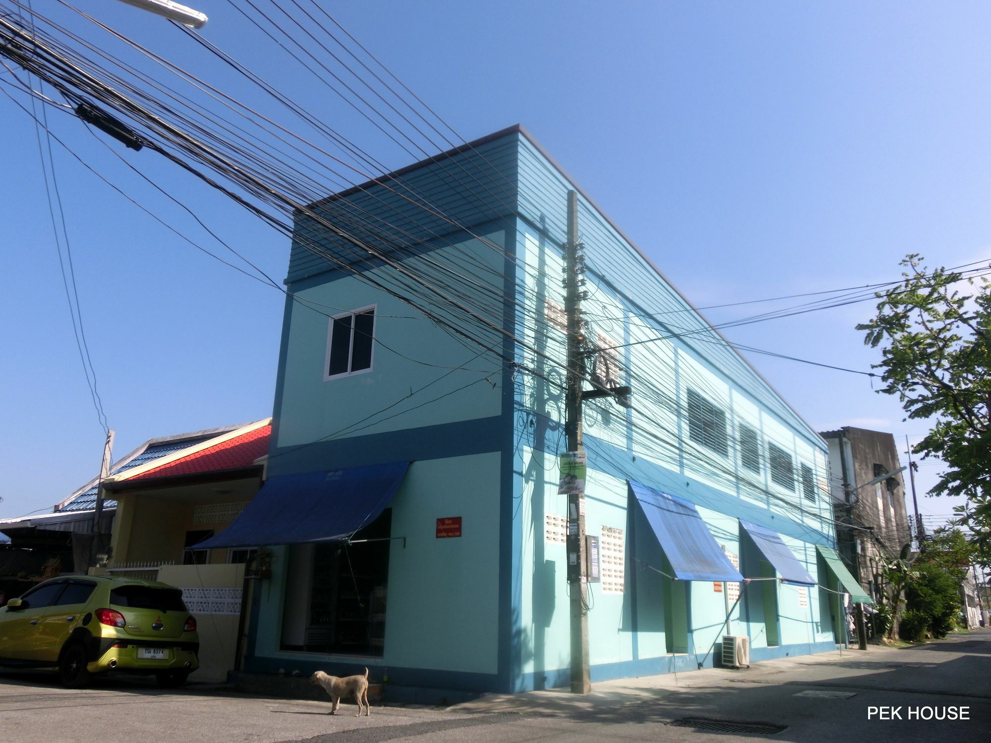 Apartment Pek House