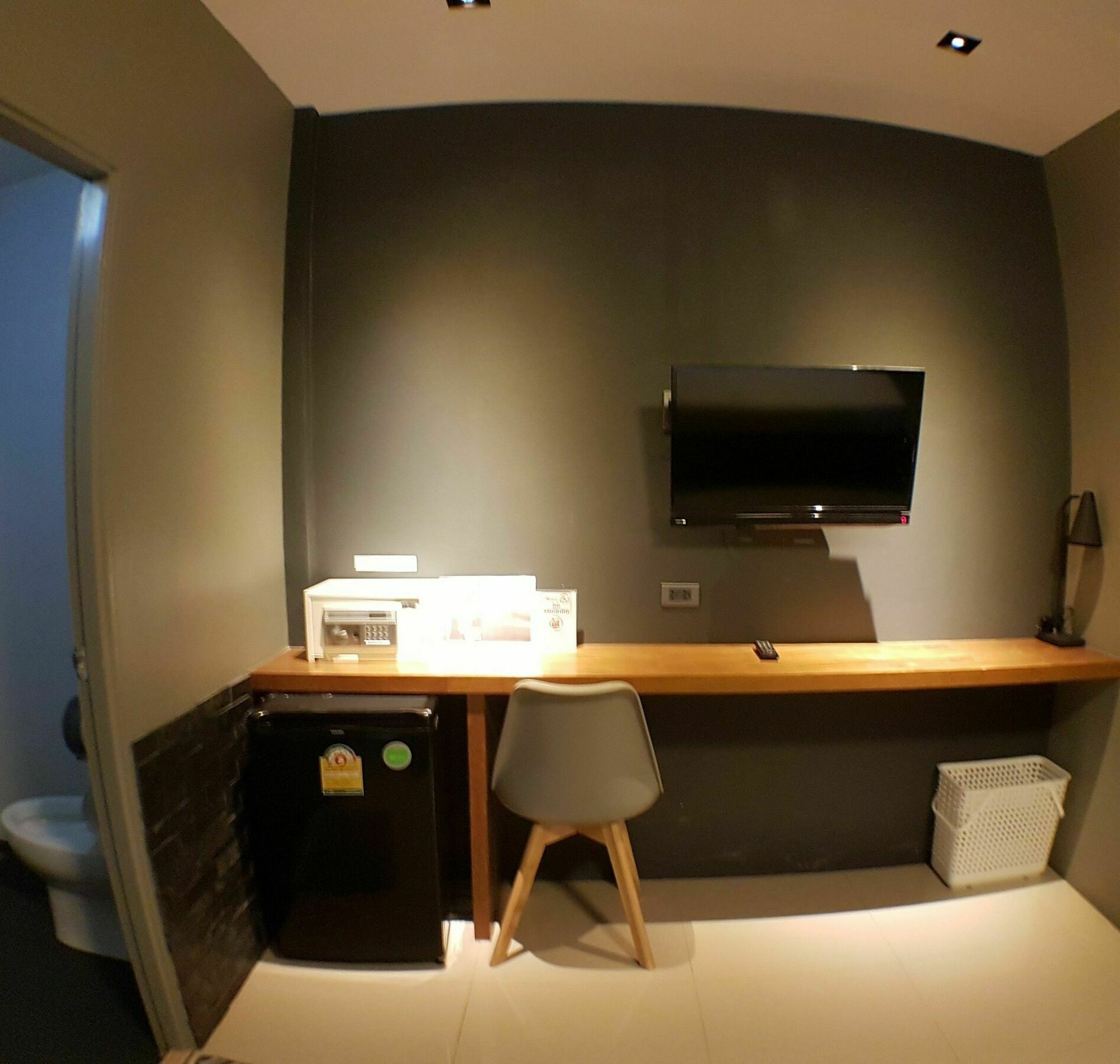 Dent Station Resident Guest house *