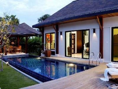 Two Oriental Style Layan Phuket