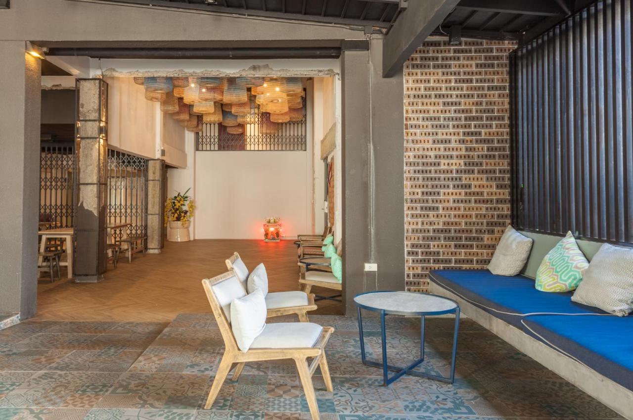 Ang Mor Lao (adults Only) Hostel *