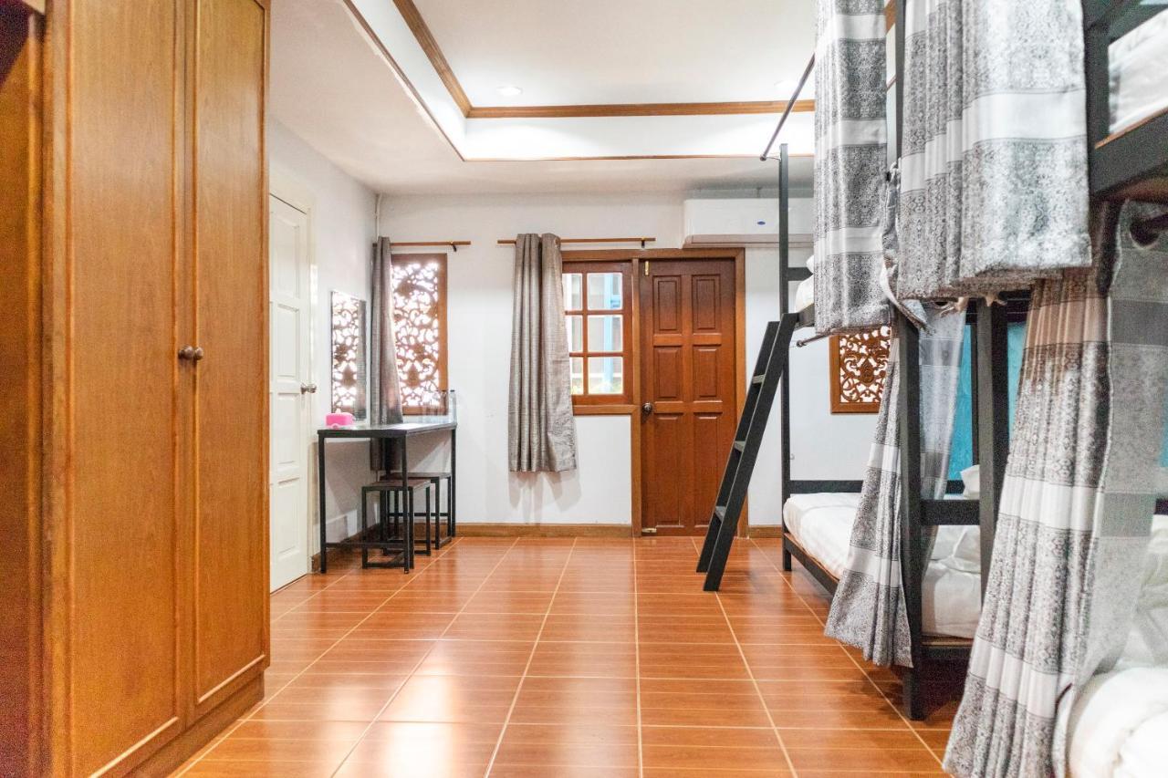 Hotel Oyo 736 Poshtel